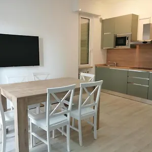  Appartamento La Casa Di Nonno Stefano - Possibilita Box Privato